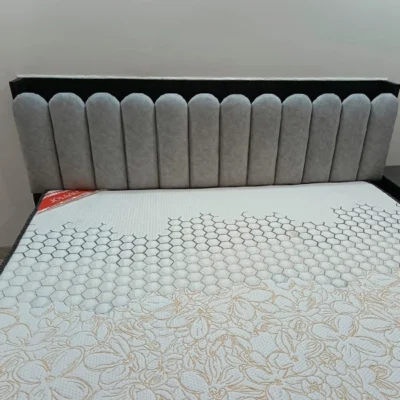 Bed headboard